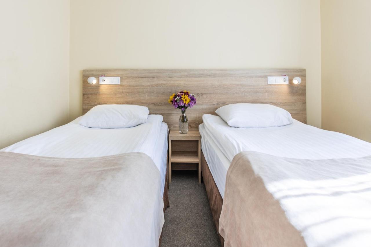 Nikotel Hotel Mykolaiv Eksteriør billede